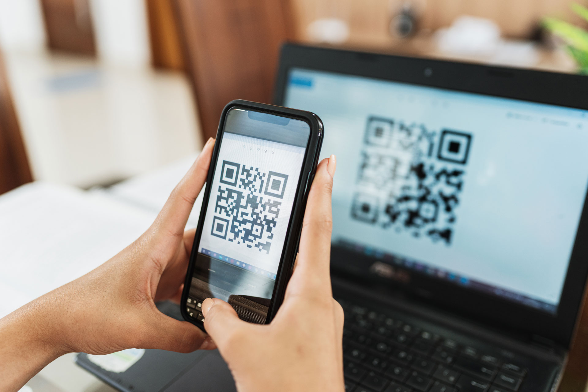 Nem só de cardápios vive o QR Code: modalidade de pagamento é bastante utilizada (Imagem gerada com auxílio IA/Leonardo Albertino