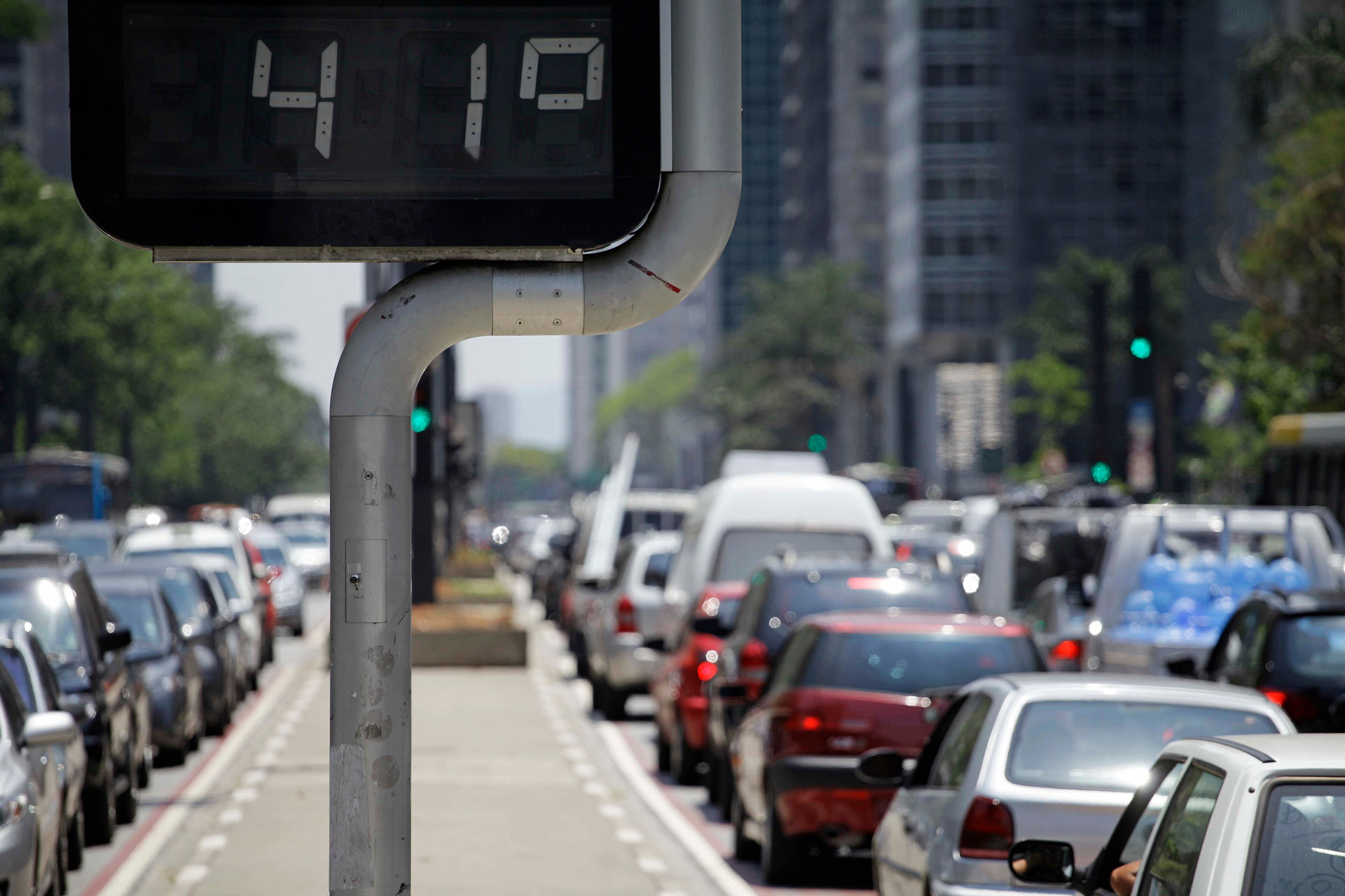 Calor no trânsito