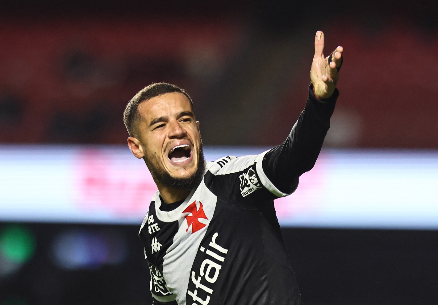 Futebol - Campeonato Brasileiro - São Paulo x Vasco da Gama - Estádio Morumbi, São Paulo, Brasil - 12 de junho de 2025
Philippe Coutinho, do Vasco da Gama, reage
REUTERS/Thiago Bernardes