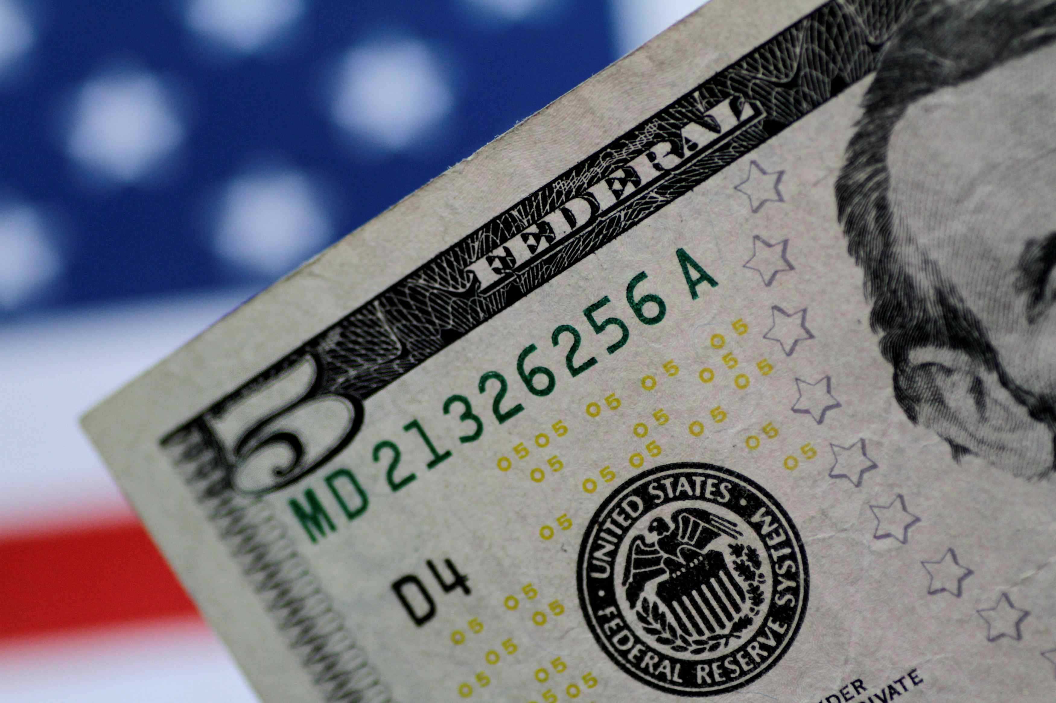 Nota de dólar Dimensions: 3500 x 2333- Size: 3.0MB- Source: Reuters Nota de dólar 01/06/2017. REUTERS/Thomas White/Illustration