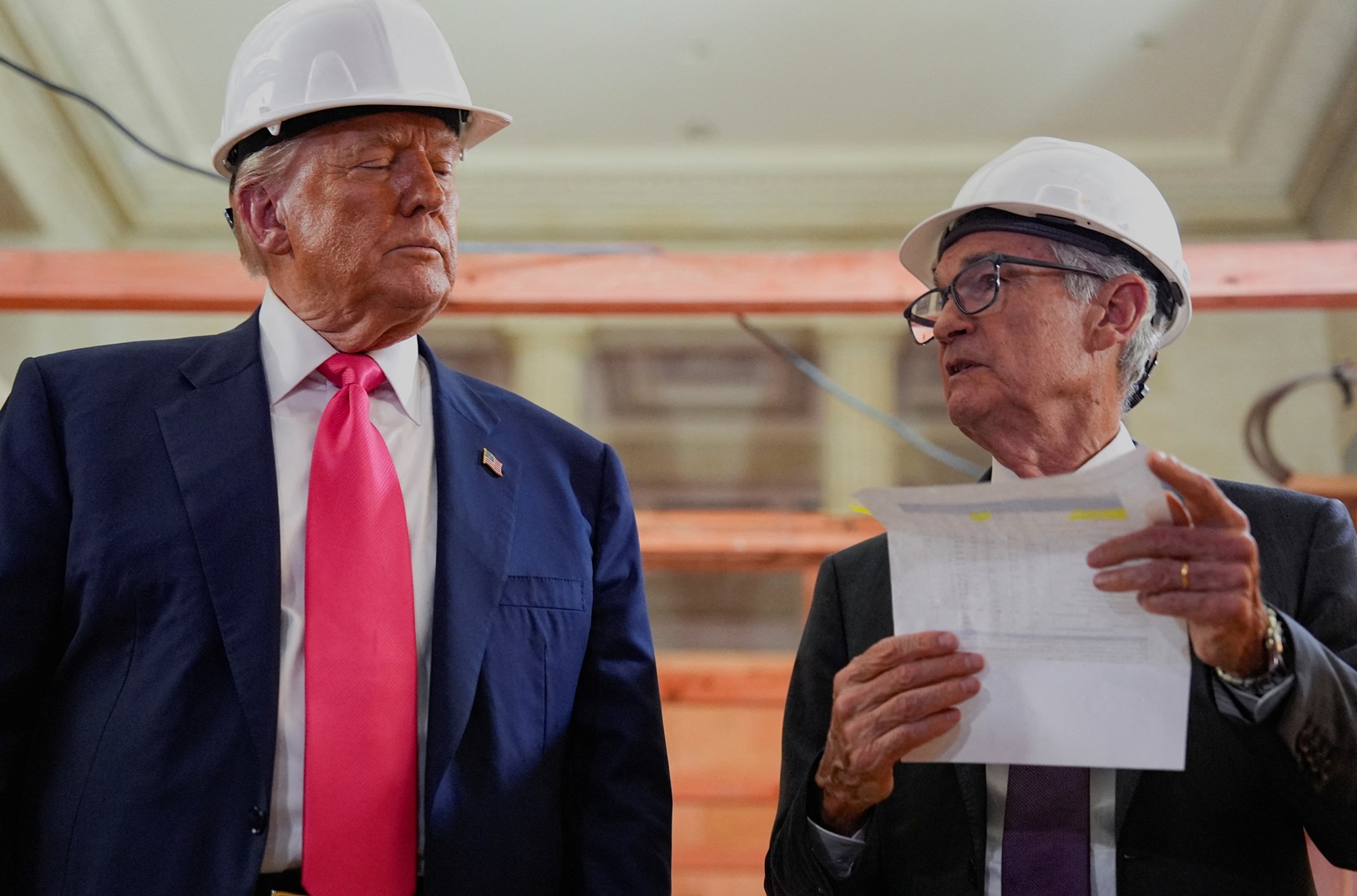 Powell vai ou fica? Entenda como o Fed pode ter cenário de “dois Papas”