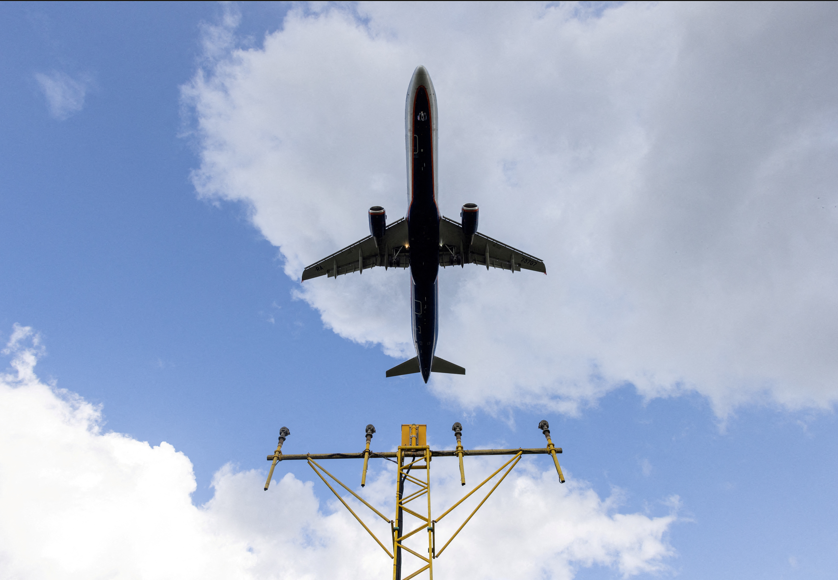 Avião de passageiros da Aeroflot prestes a pousar no aeroporto internacional de Sheremetyevo, nos arredores de Moscou, Rússia 23/08/2023 REUTERS/Maxim Shemetov