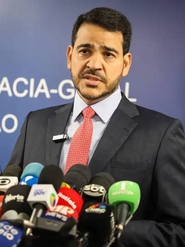 Jorge Messias: conheça a trajetória do ministro da AGU indicado por Lula para o STF