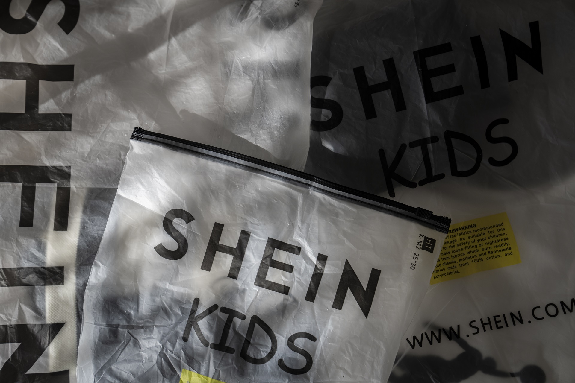 França para processo de suspensão da Shein após retirada de bonecas sexuais e armas