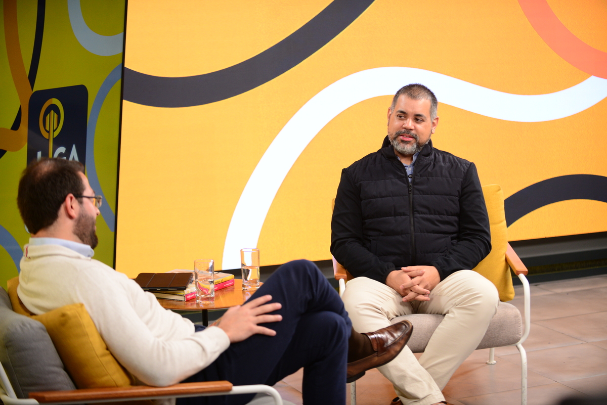 Professor Mira analisa Selic e cenário global em novo episódio do Liga de FIIs