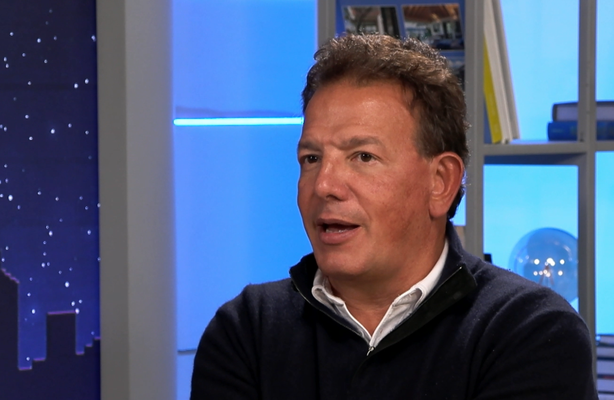 Walter Maciel, CEO da AZ Quest, participa do Stock Pickers, podcast do Infomoney.