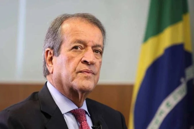 STF manda reabrir investigação contra Valdemar Costa Neto por trama golpista
