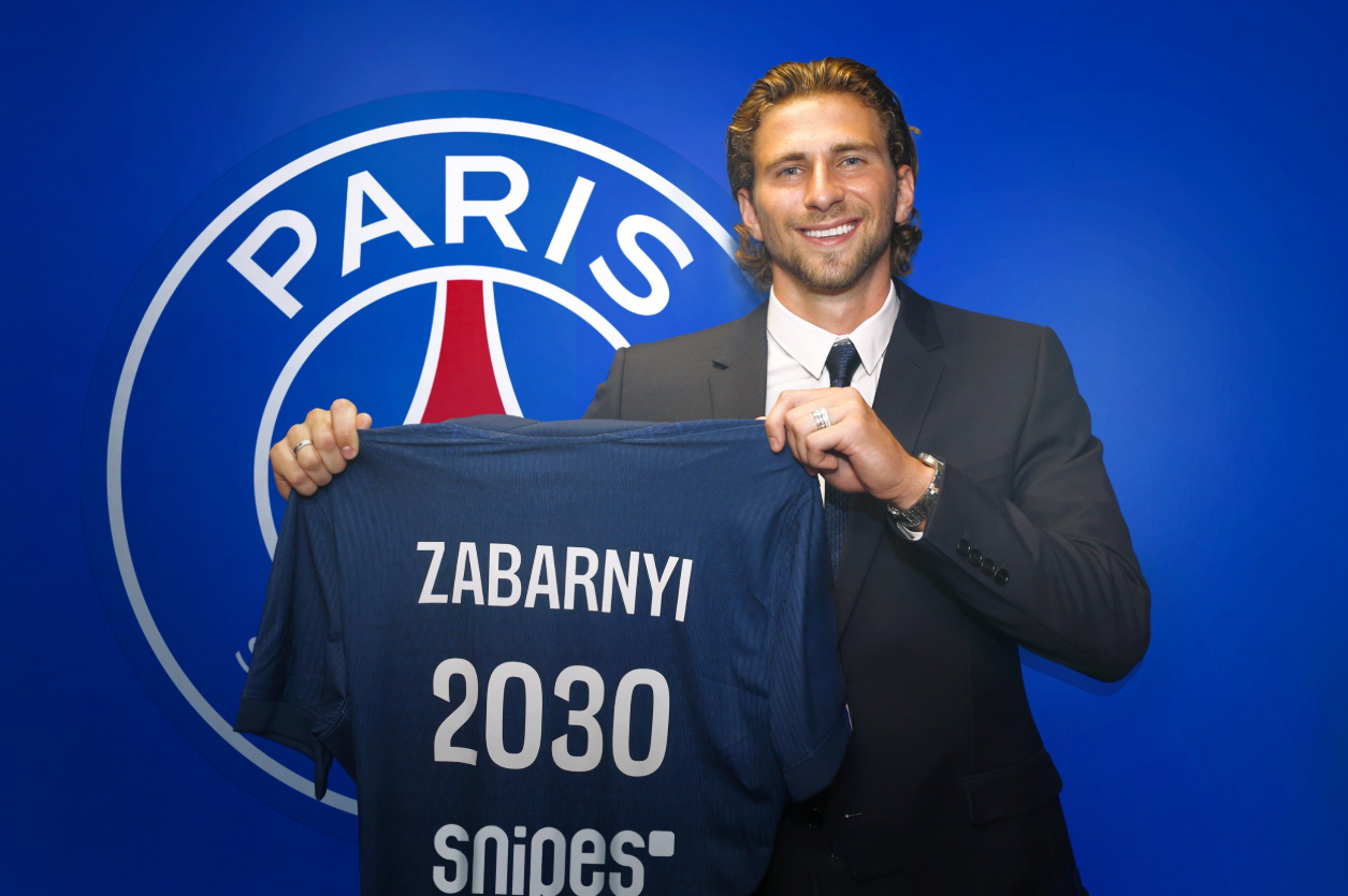 Jogador ucraniano do PSG pede que clube dispense goleiro russo e