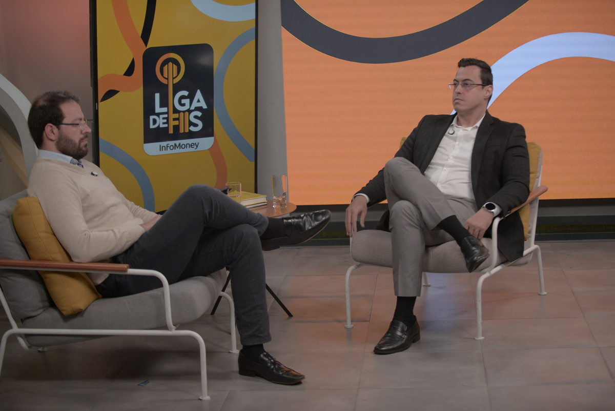 Marx Gonçalves (XP Research) e Felipe Sousa (AndBank) no Liga de FIIs. Foto: Reprodução.