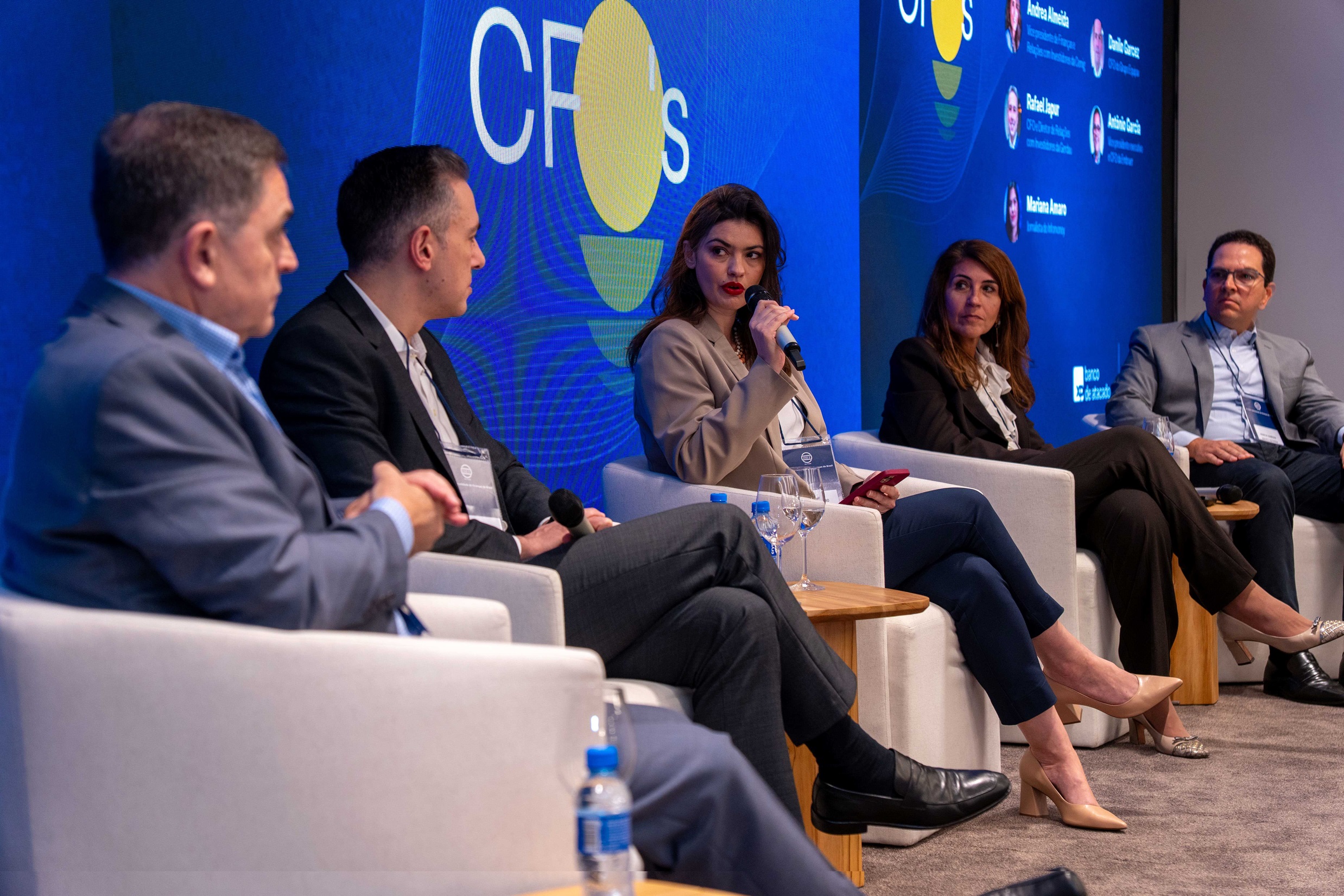 CFOs debatem desafios e estratégias em cenário de volatilidade durante evento da XP