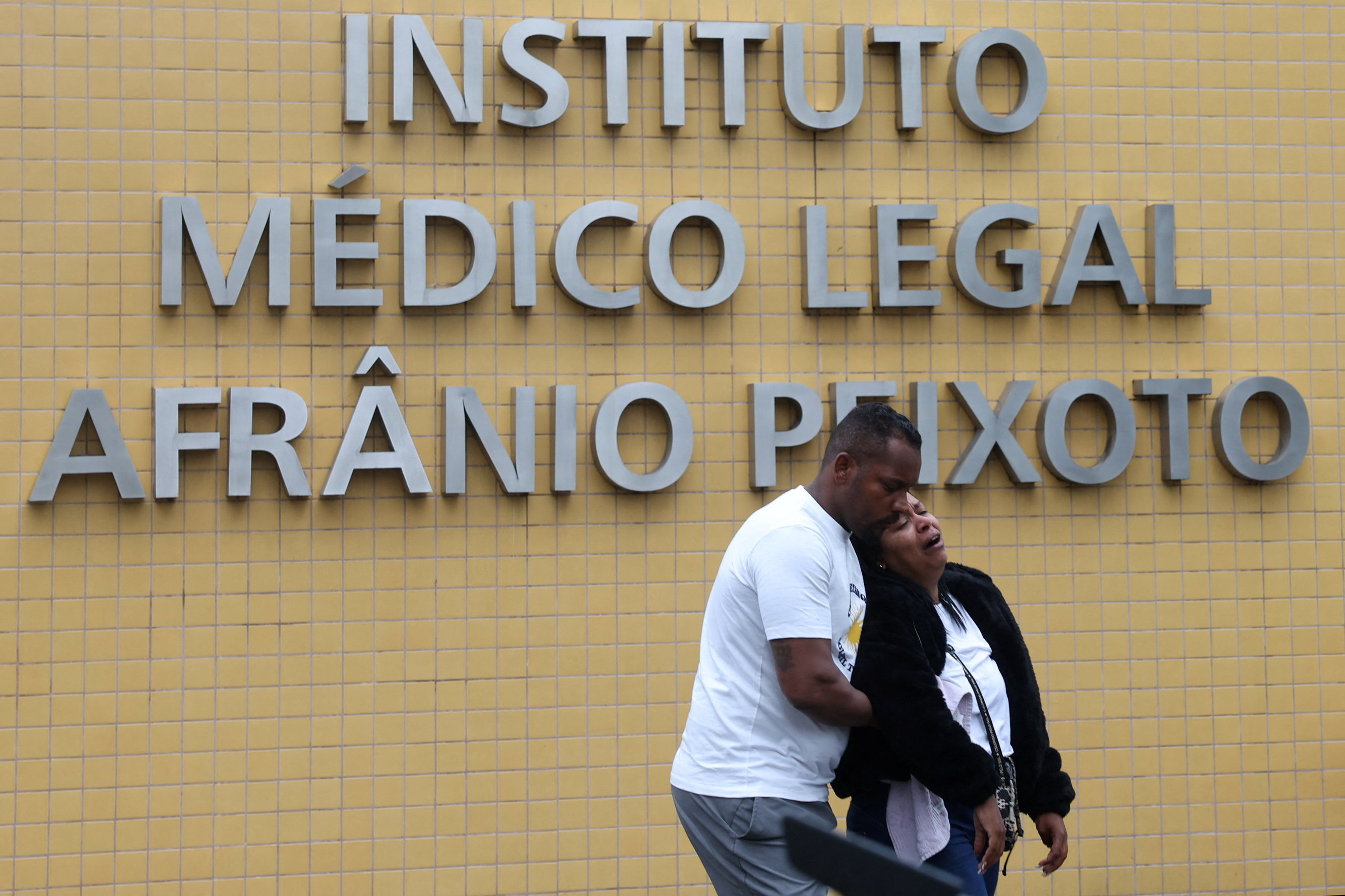 Governo do Rio identifica 99 mortos em operação; 42 eram alvos de mandados de prisão