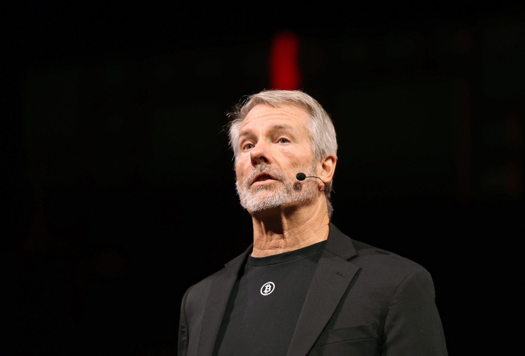 Ameaças a CEOs e outros executivos disparam e empresas aumentam gastos com segurança