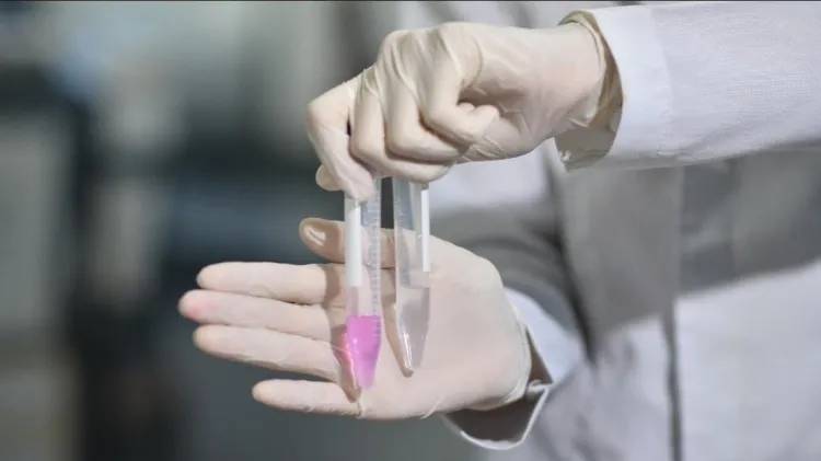 Canudo que identifica metanol em bebidas adulteradas deve chegar ao mercado por R$ 2