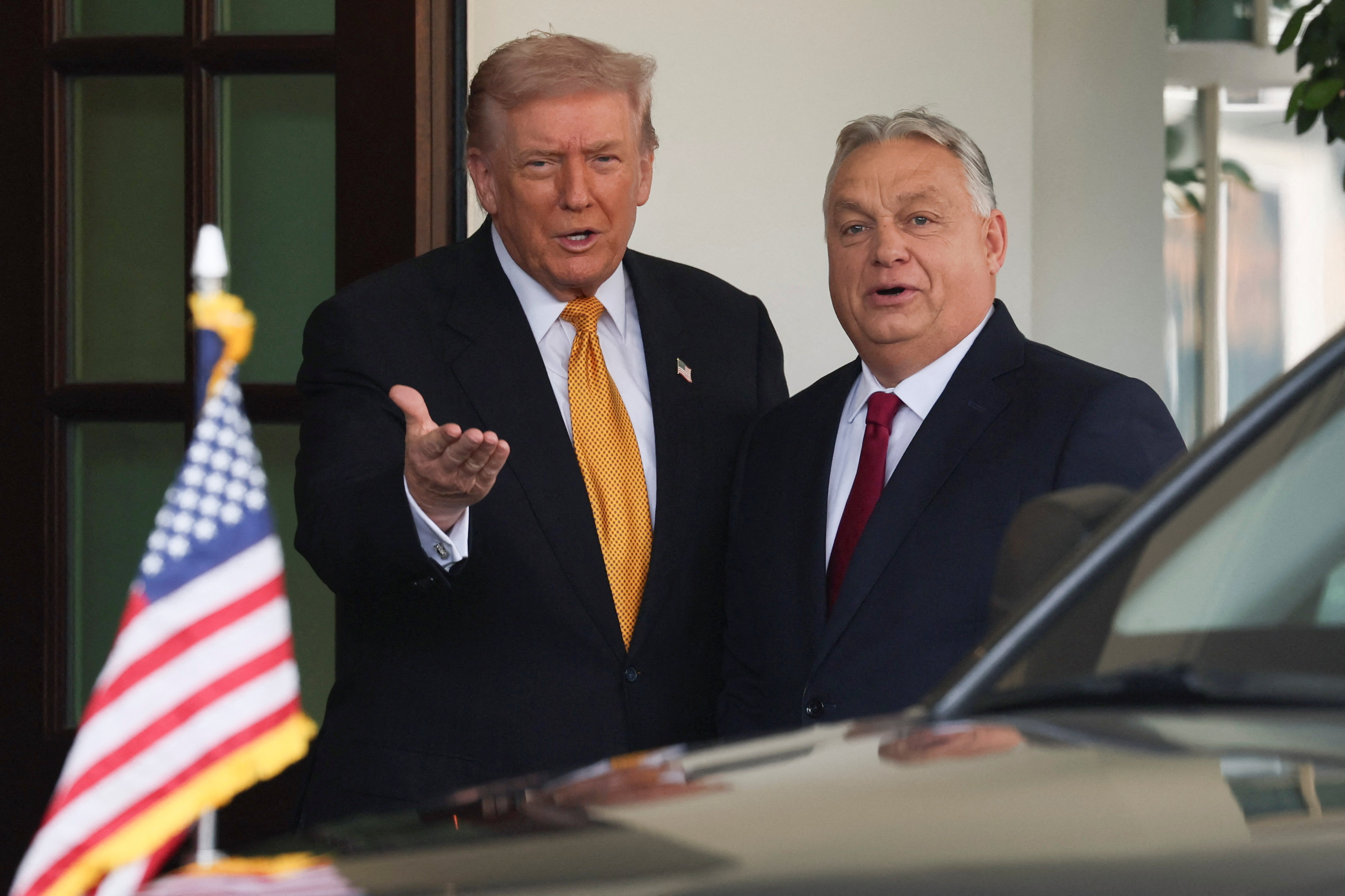 Trump abre exceção e permite que Hungria compre petróleo russo, em vitória para Orban