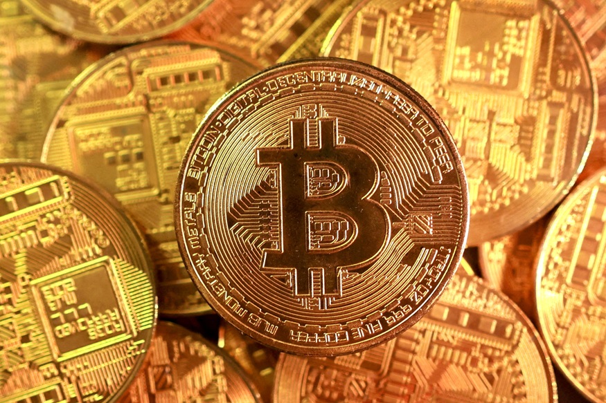 Bitcoin sobe e volta a rondar os US$ 70 mil após CPI nos EUA 1 2025 11 24T075117Z 634014078 RC22PGAXBIY1 RTRMADP 3 CHINA BITCOIN