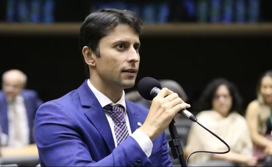 Vice da CPI do INSS denuncia ameaça de morte de colega de partido; veja mensagens