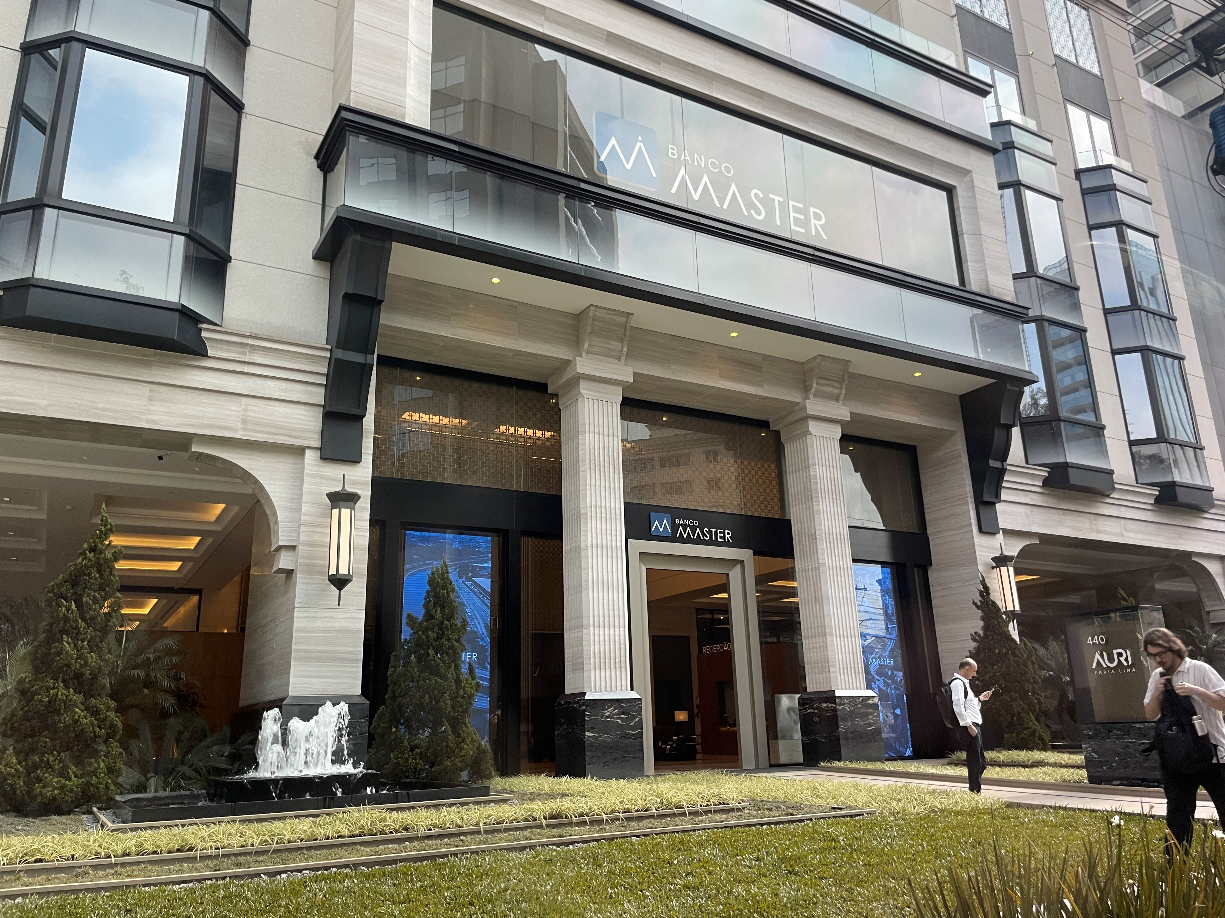 BC decreta administração especial temporária (Raet) no Banco Master Múltiplo S.A.