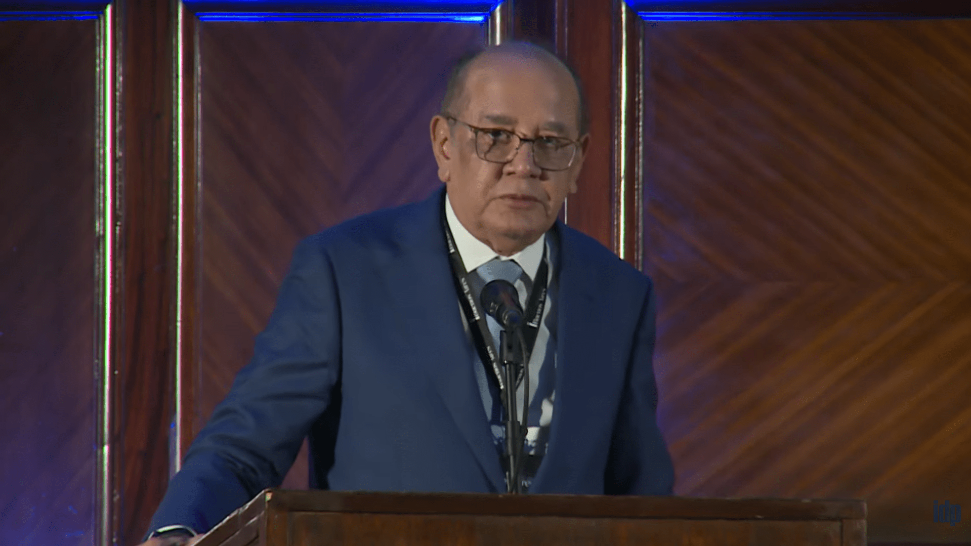 Gilmar cita embate com Musk e diz que Brasil “transcendeu fronteiras” da democracia