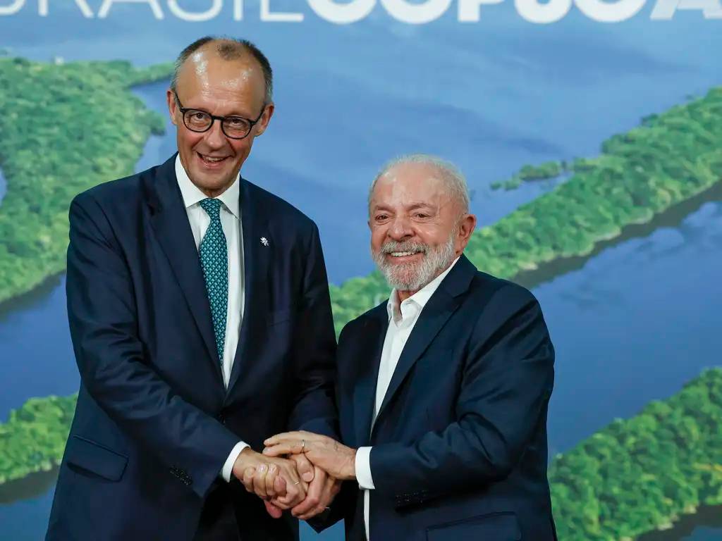 Lula e chanceler da Alemanha Friedrich Merz