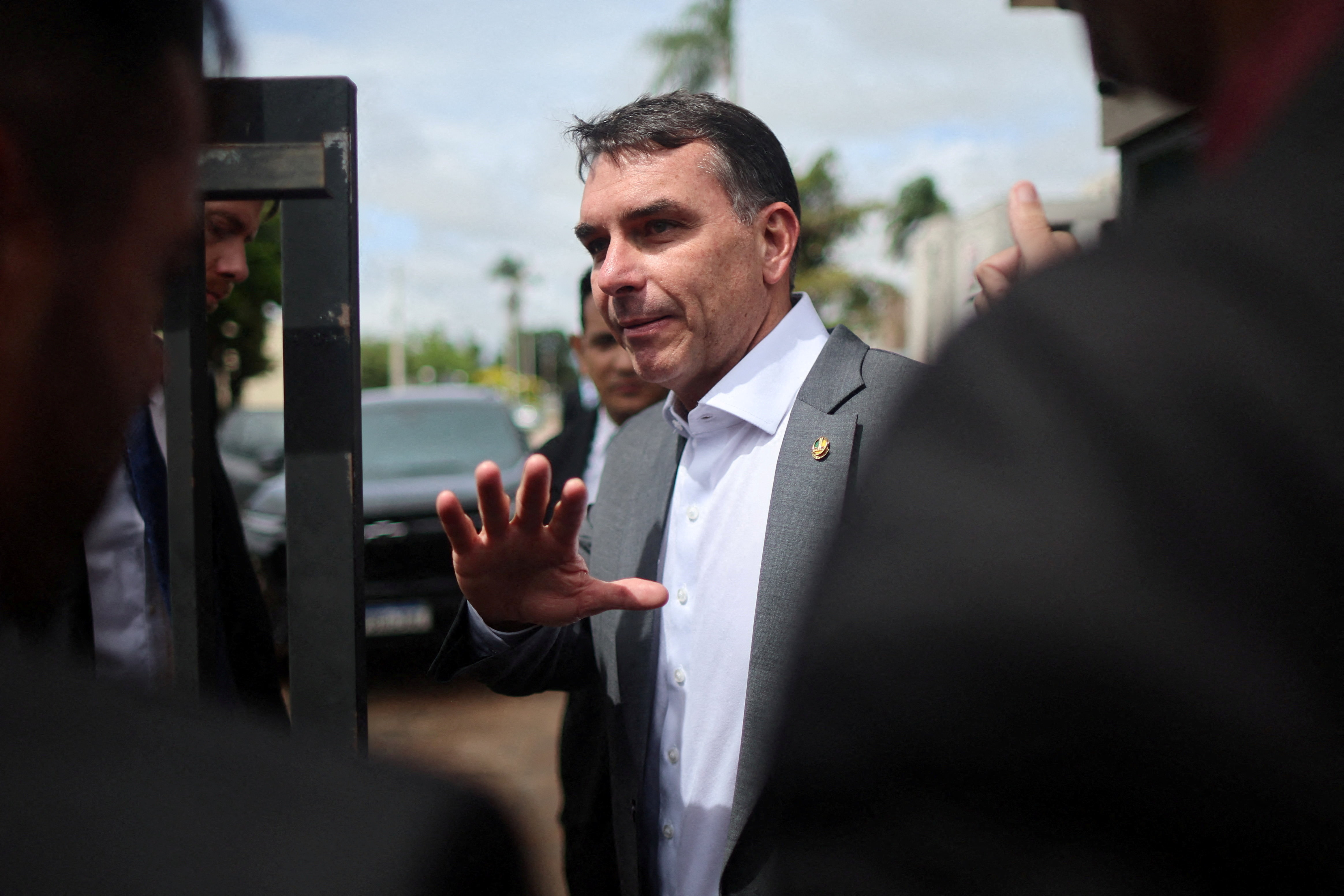 Flávio Bolsonaro reforça que pré-candidatura é definitiva: “Não vamos voltar atrás”