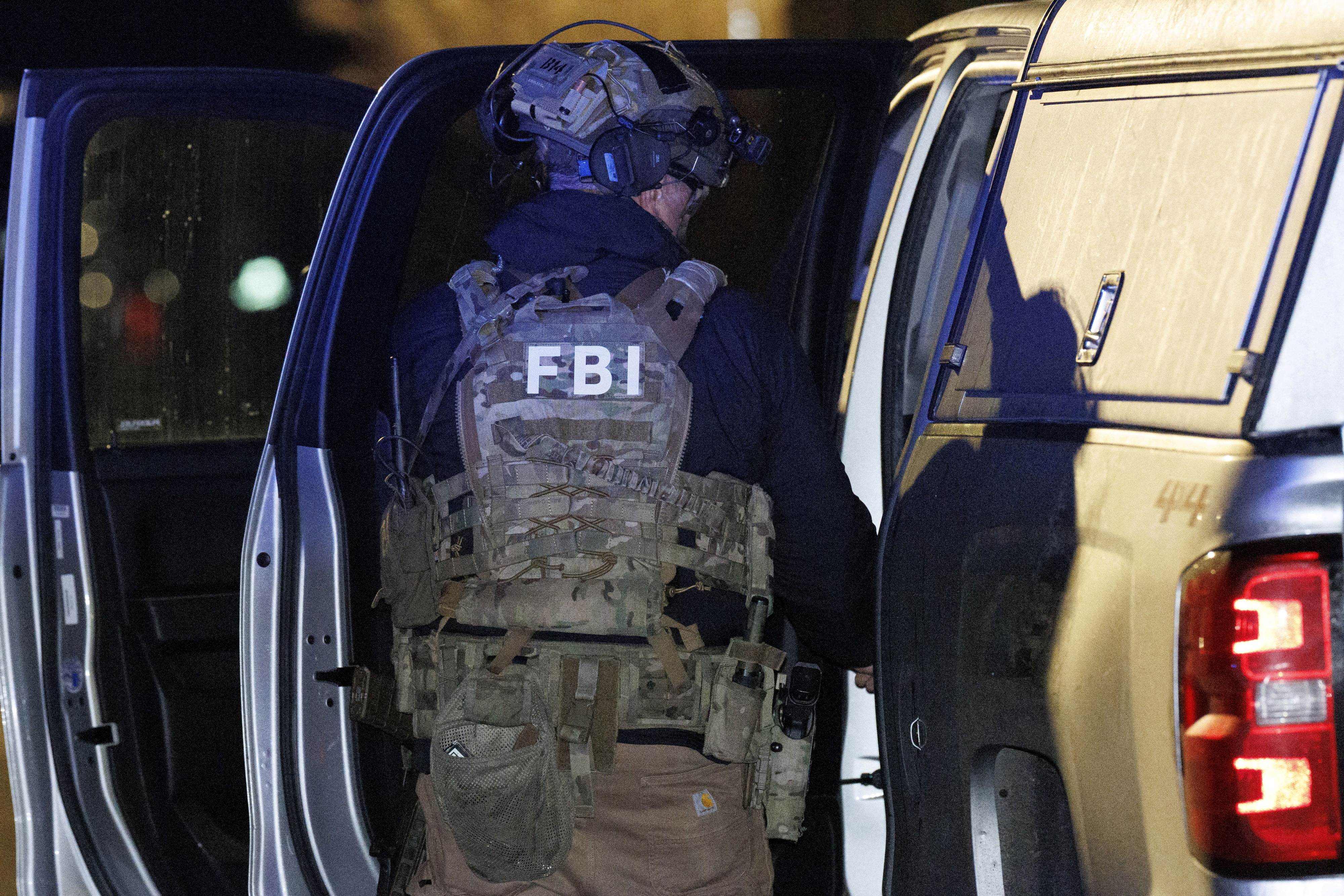 Tiroteio em bar no Texas deixa 3 mortos; FBI investiga ligação com terrorismo