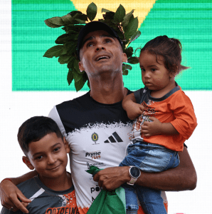 3º na São Silvestre, Fábio Jesus vê falta de apoio no atletismo: ‘Treinei na rua’ 3º na São Silvestre, Fábio Jesus vê falta de apoio no atletismo: ‘Treinei na rua’