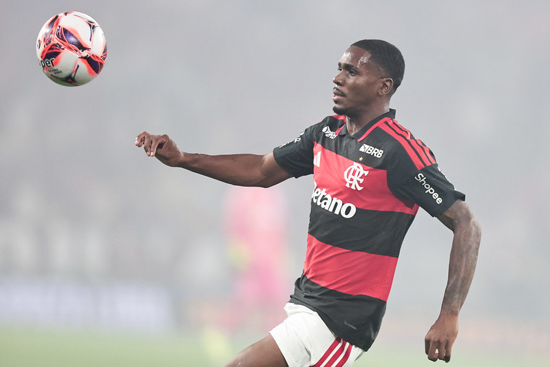 Clássico Flamengo x Fluminense agita o Campeonato Carioca neste domingo