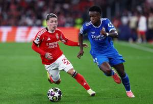 Uefa suspende Prestianni do Benfica após acusação de racismo contra Vini Jr.
