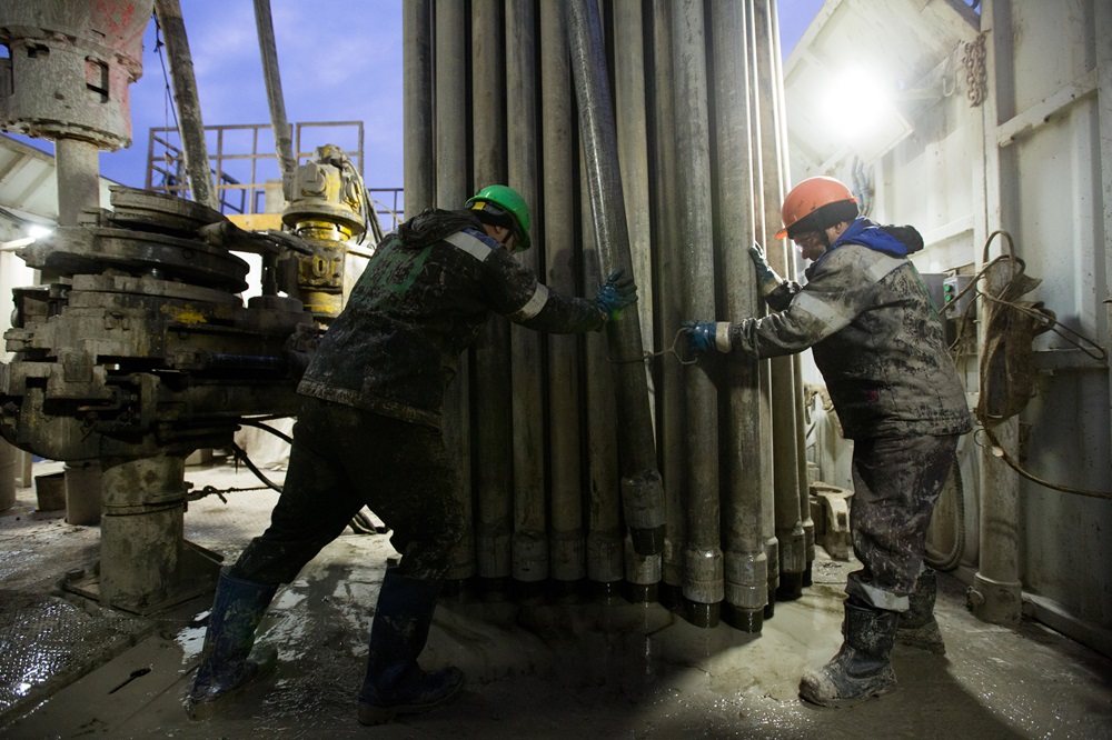 Rússia cogita retorno ao dólar em pacote econômico para Trump, revela documento