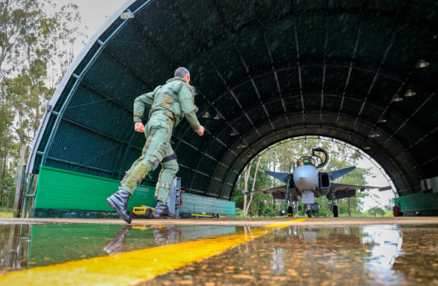 FAB inicia uso de caças Gripen na defesa aérea de Brasília, substituindo F-5