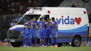 Jogador do Sampaio Corrêa que convulsionou não tem lesão neurológica ou cardíaca