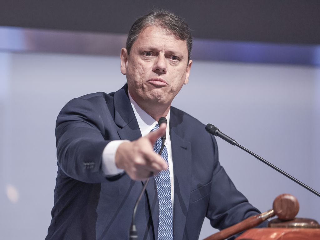 Tarcísio sobre Haddad, provável adversário em SP: ‘Aumentou impostos a cada 30 dias’