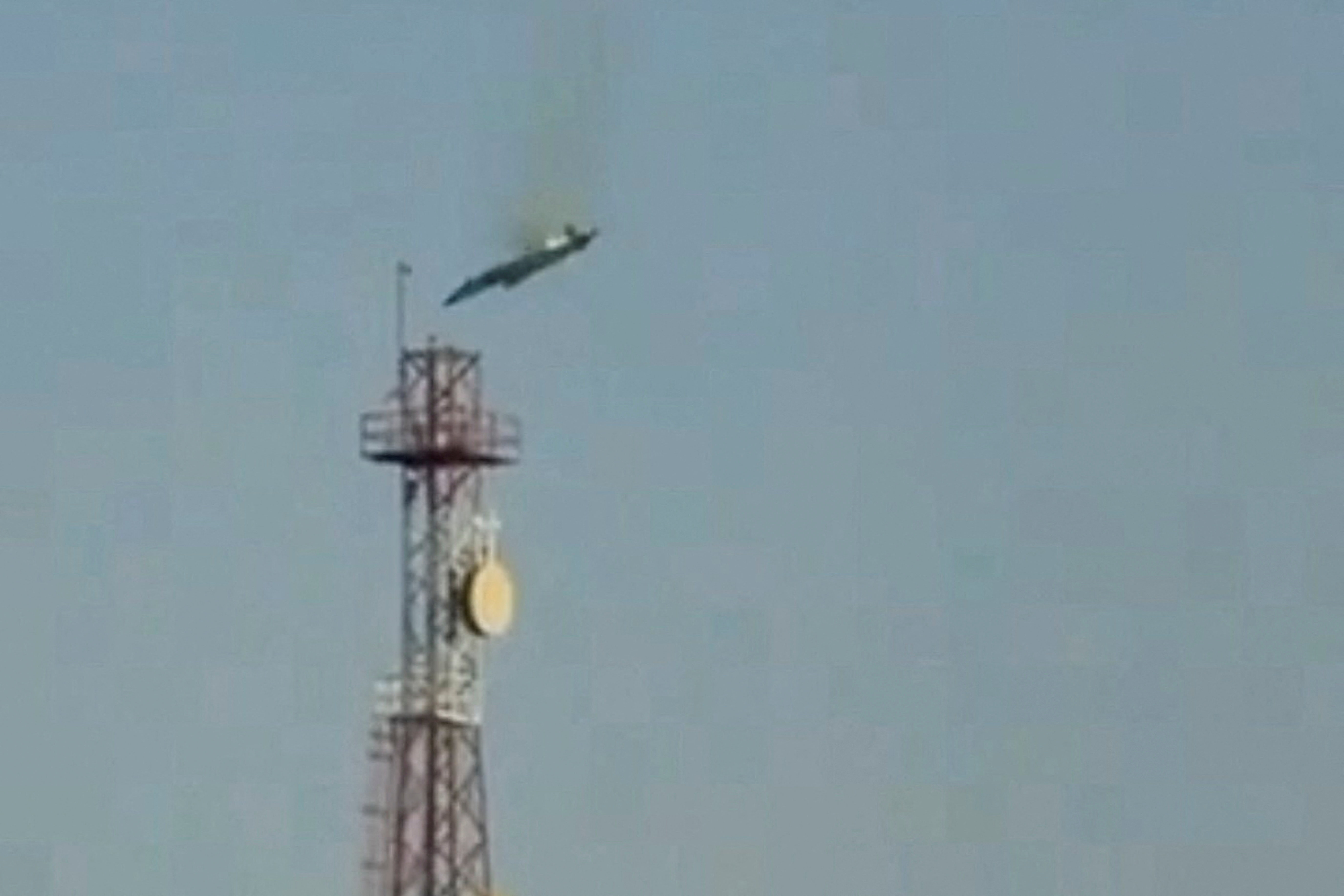 Jatos F-15 dos EUA abatidos por fogo amigo no Kuwait em meio a combates com o Irã