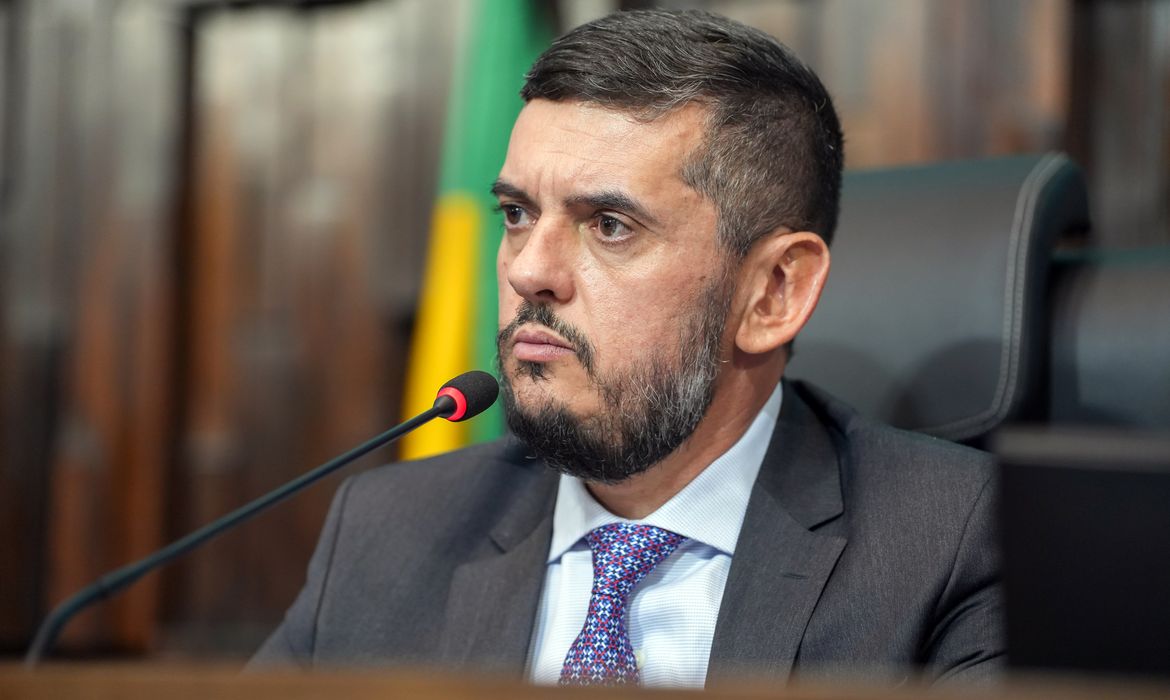 STF forma maioria para tornar ex-presidente da Alerj réu em caso de vazamento de ação - QTU Questões do Universo