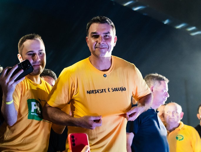 Carreta Flávio Bolsonaro Campina Grande