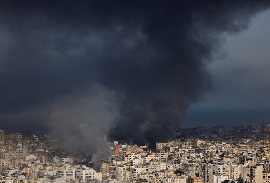 Fumaça após ataque israelense em Beirute