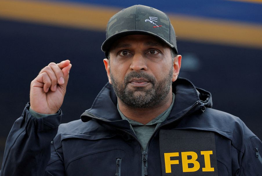 Kash Patel em foto vazada por hackers iranianos em ataque contra o FBI.