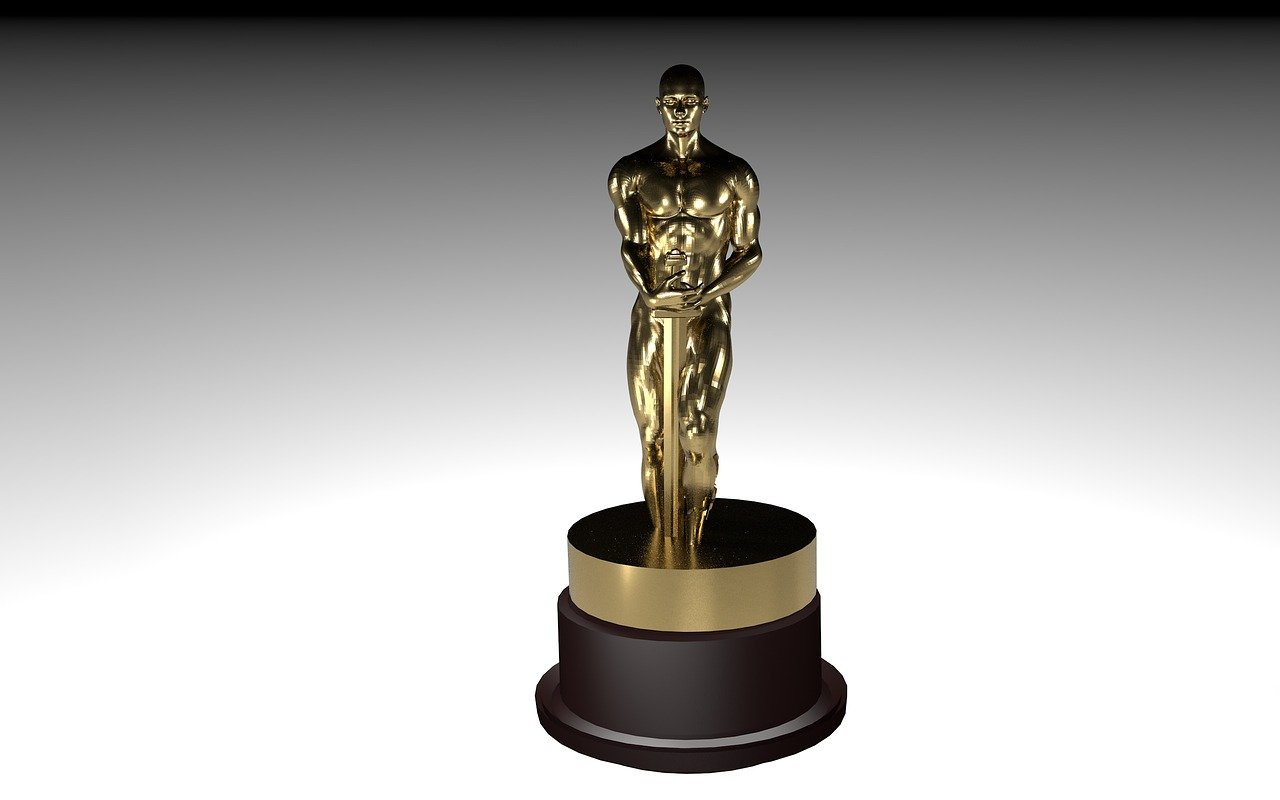 Três filmes dividem recorde de 11 Oscars; apenas três venceram as 5 categorias principais