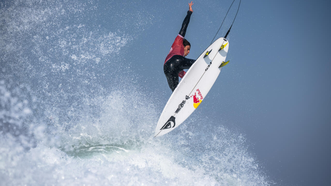 Mateus Herdy conquista vaga e Brasil ter dez surfistas no Circuito Mundial de Surfe