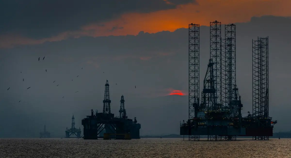 China Aumenta Reservas e Acelera Compra de Ouro em Agosto