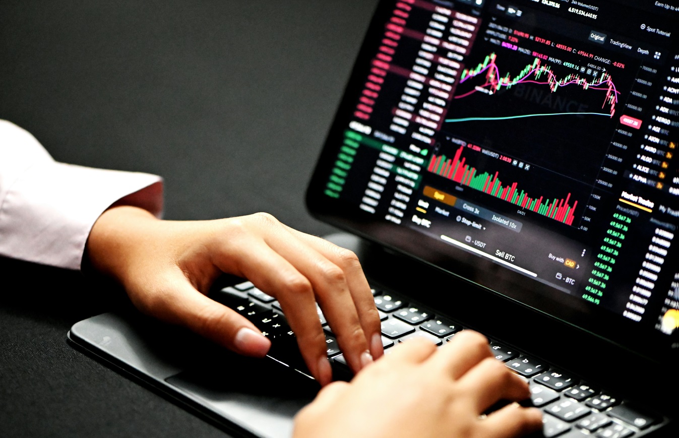 Da Bolsa ao Bitcoin: 5 gráficos que podem definir os mercados na semana - QTU Questões do Universo