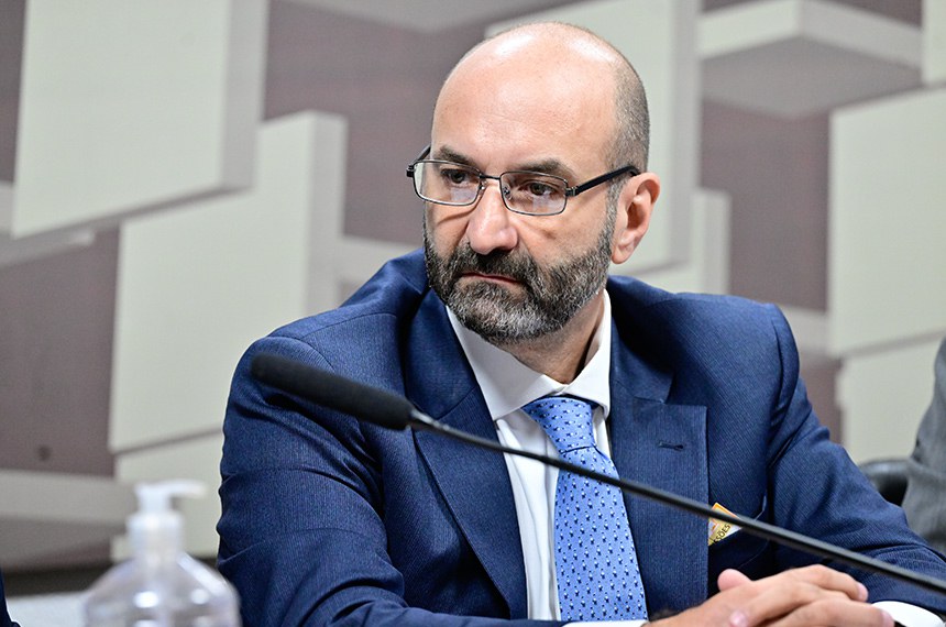 Ex-dono da Reag negocia delação com PGR  com foco em Daniel Vorcaro, diz site - QTU Questões do Universo