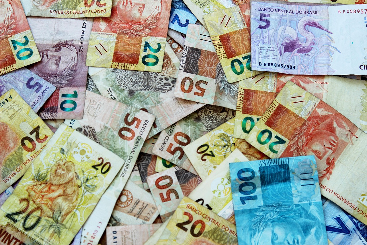 Salário de fevereiro de 2026 será pago até 6 de março para trabalhadores CLT