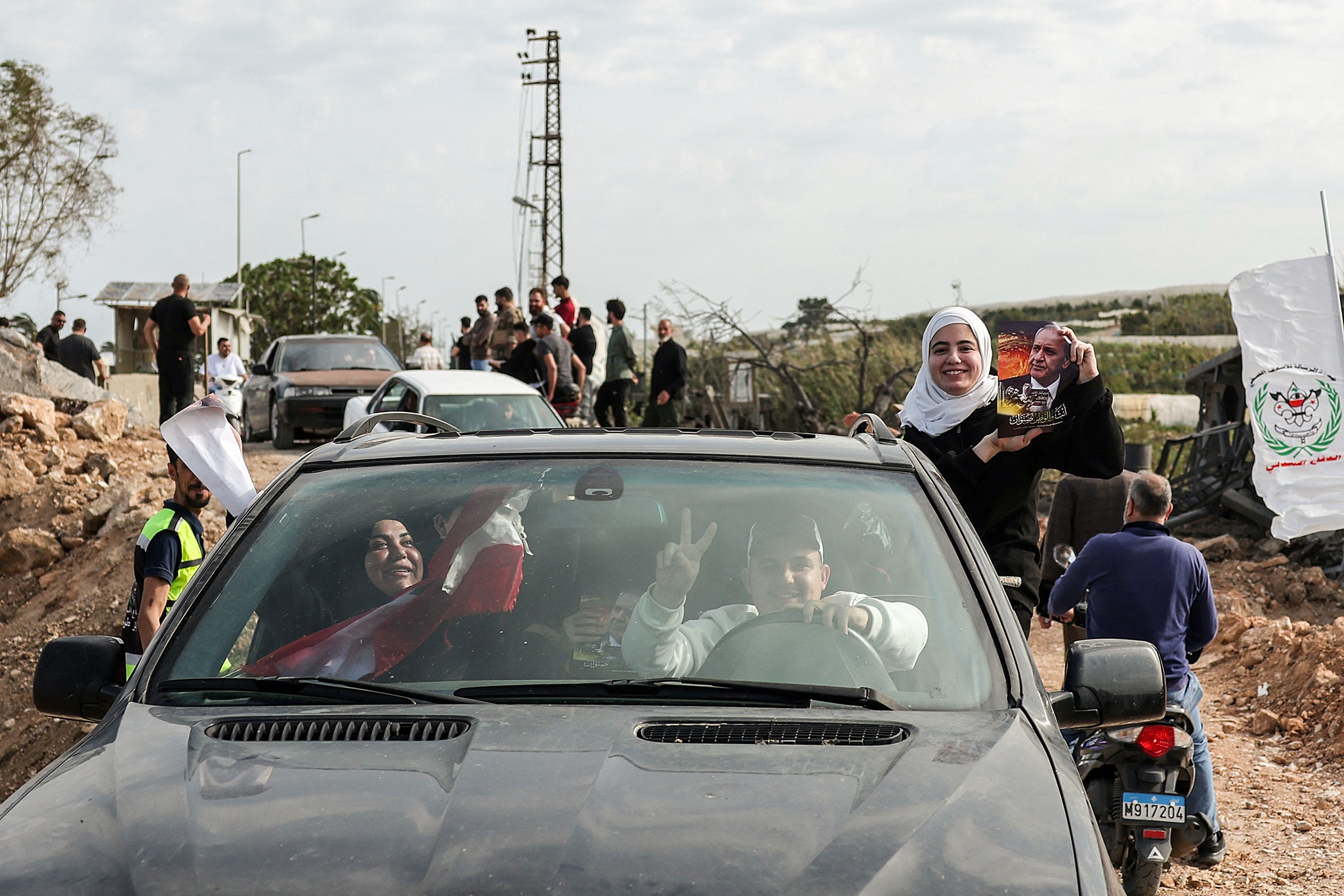Ormuz reabre, petróleo desaba e guerra no Oriente Médio entra em fase decisiva