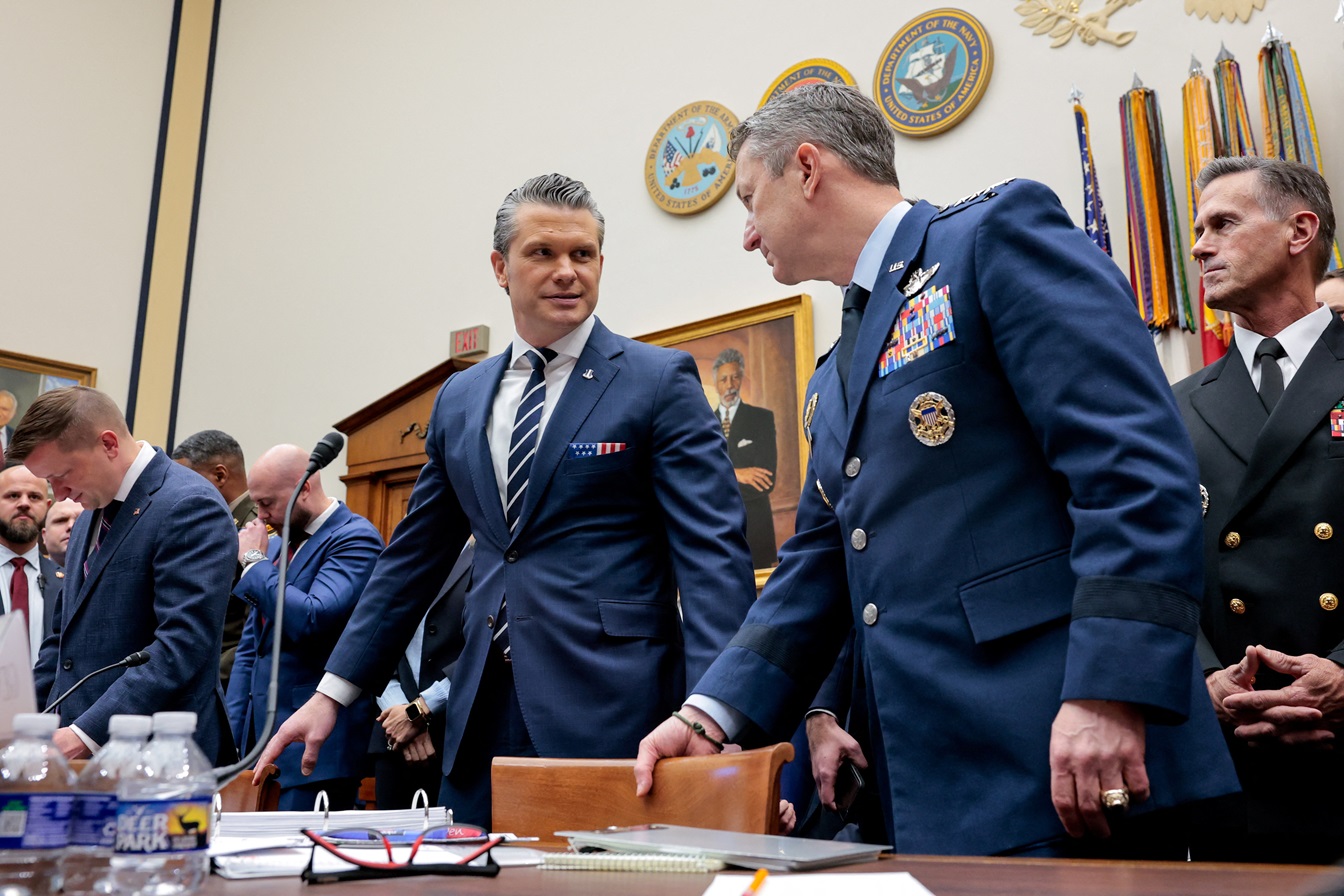 Guerra de Trump contra o Irã custa US$ 25 bilhões e não tem data para acabar