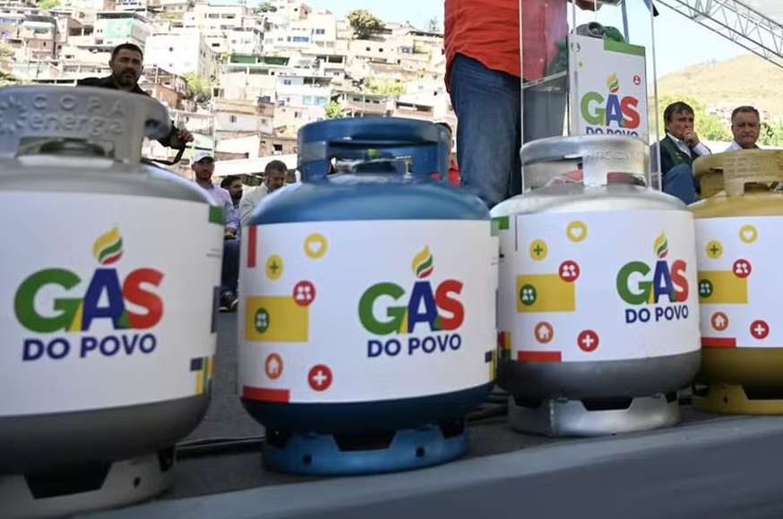 Governo amplia orçamento do Gás do Povo; impacto estimado é de R$ 300 milhões