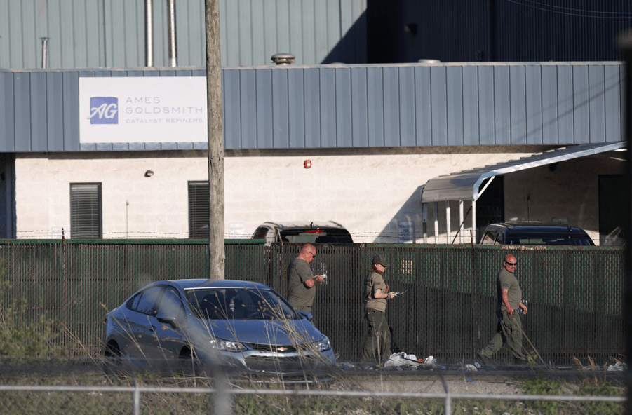 Vazamento químico em fábrica nos EUA mata duas pessoas e leva 19 ao hospital