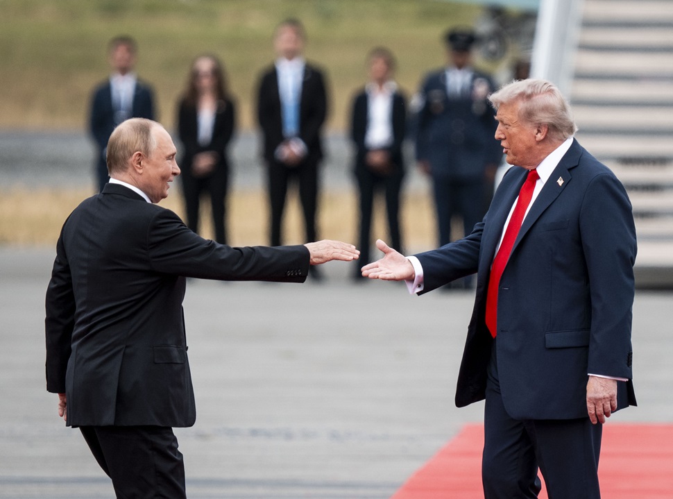 Putin envia felicitações de aniversário a Trump, a quem descreve como “brilhante”