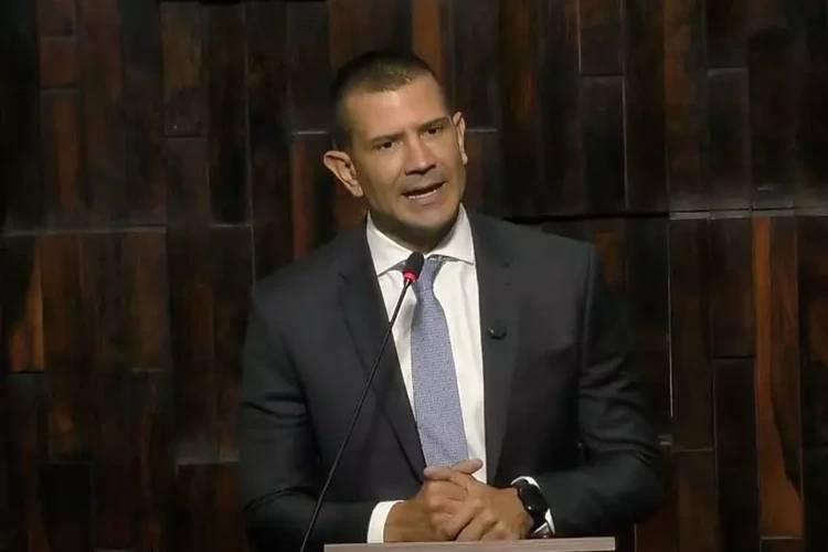 Novo presidente da Alerj pode assumir como governador do Rio? Entenda