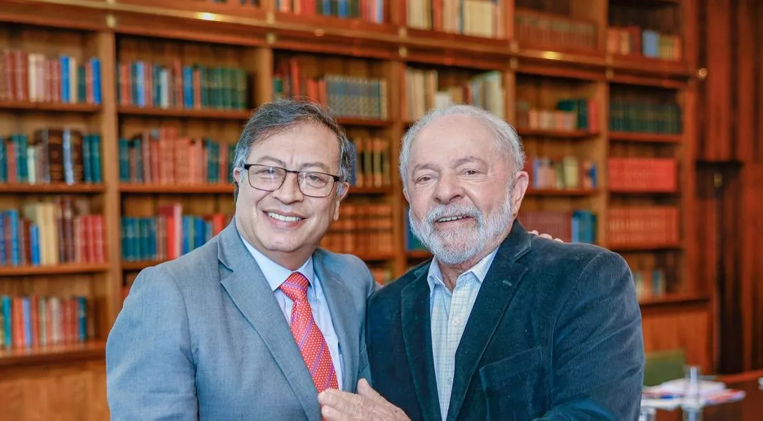 Petro pede extensão do Pix à Colômbia e diz que narcotráfico zomba de sanções dos EUA